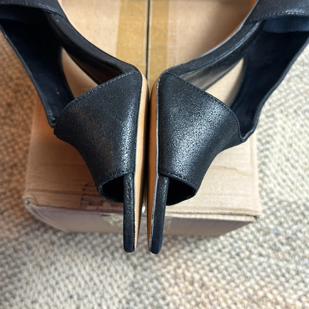 Vince Camuto • Women's Alinton High Heel • 🖤 Size 9.5 • Black • SO gently worn!